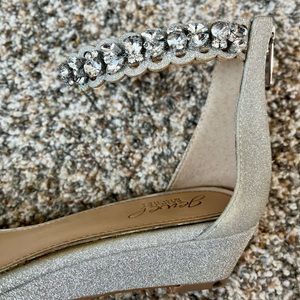 Jewel Badgley Mischka half inch heels
